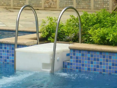 游泳馆净水设备的价格、优势和选择方法，一文告诉你！