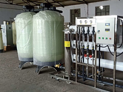 中型纯净水设备到底值不值得买？这篇文章告诉你真相！