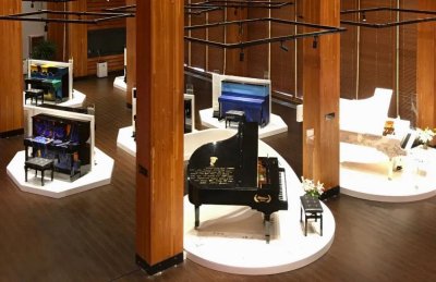 琴音齐向党 丹青贺百年——博兰斯勒携手全球首家艺术钢琴馆在青岛开馆