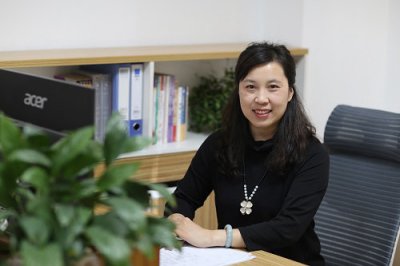 安亚娜个人简介