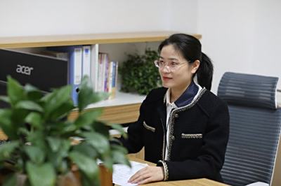 柴素倩个人简介