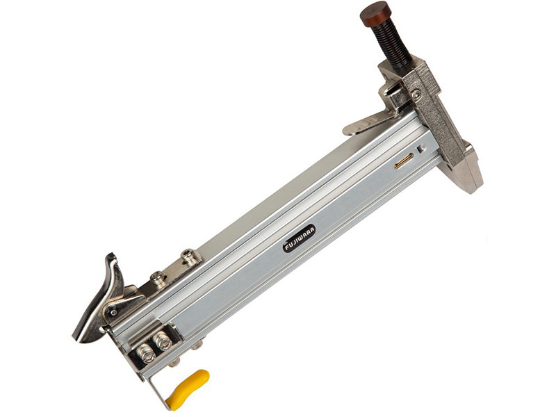 專業(yè)不卡釘手動鋼釘槍