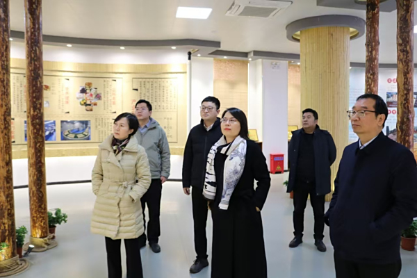 河南储备粮集团党委副书记、总经理、副董事长任海侠到中原粮食集团多福多食品有限公司调研指导主食市场保供和安全生产工作