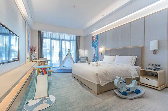 Big bed room