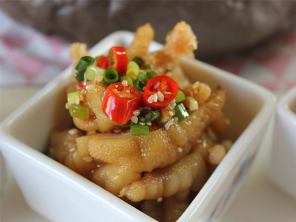 鲜椒酸辣无骨鸡爪