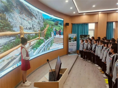 遵化职校开展新生德育教育系列活动