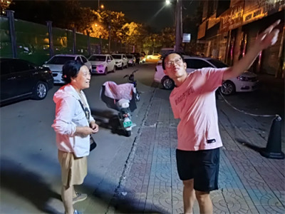 师德之光+警民情深!遵化职校李占涛老师与民警接力守护迷途老人