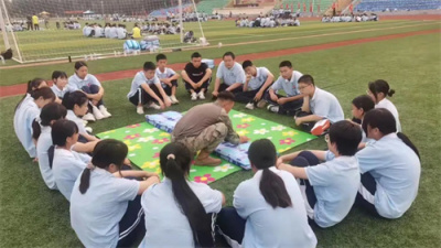 青春在磨砺中闪耀 温暖在陪伴中传递——遵化职校军训第六日纪实