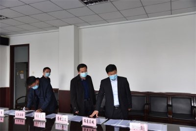 丰南区五部门联合检查组到我校检查复学准备工作