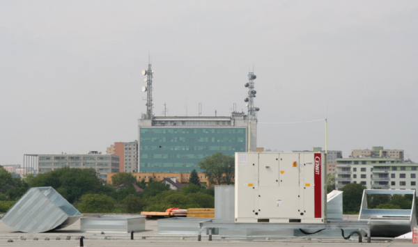 波兰卢布林LEROY MERLIN（乐华梅兰） 建材超市3G4G手机信号放大器覆盖