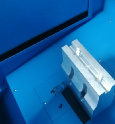 超声波冲切水口设备