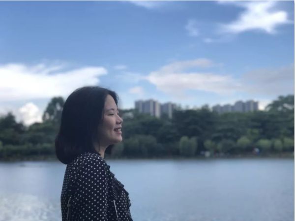 【文秘之星】珠海茶城品源居店长佘泽珊