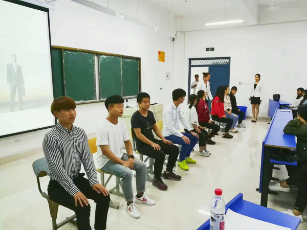 滁州城市职业技术学院——企业面试实战课程