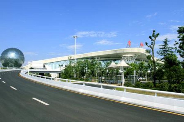 湖南常德桃花源机场有哪些航班及机票预订热线电话是多少呢