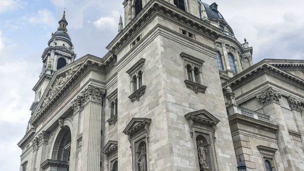 长沙飞韩国首尔要多久？两小时直飞首尔！长沙飞往首尔最低只要200元