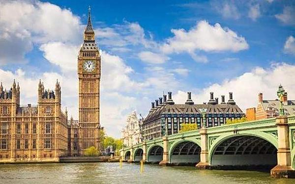 湖南长沙直飞英国伦敦的国际航班