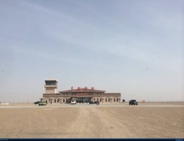 内蒙古额济纳旗桃来机场简介及订机票电话