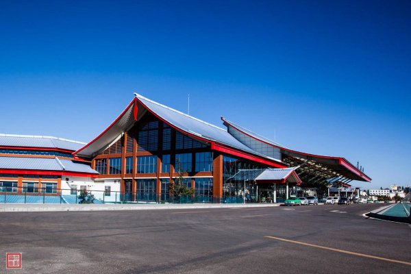 云南丽江三义机场简介及机场售票处订机票电话