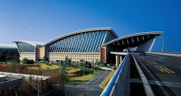 上海浦东国际机场简介及订机票电话