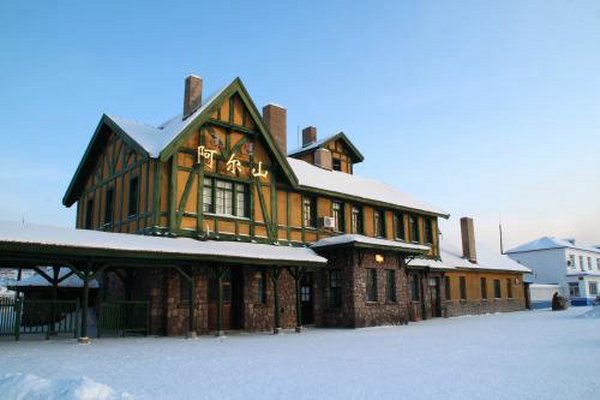 阿尔山伊尔施机场特价机票查询与机场航空售票处电话