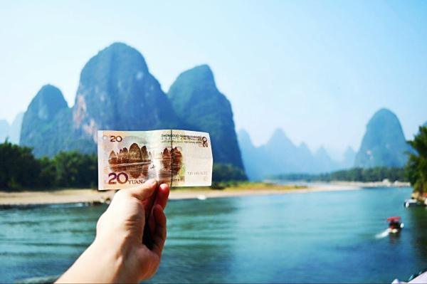 桂林两江国际机场特价机票查询与机场航空售票处电话