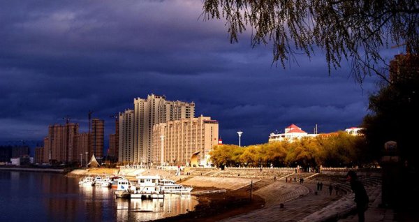 佳木斯东郊国际机场特价机票查询与机场航空售票处电话