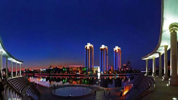  齐齐哈尔三家子机场特价机票查询与机场航空售票处电话