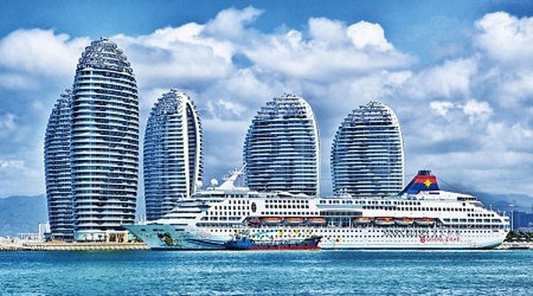  三亚凤凰国际机场特价机票查询与机场航空售票处电话