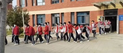 防患于未“燃”，消防演练进行中