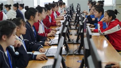 放飞梦想 造就卓越-------婴幼儿照护比赛在石家庄文化传媒学校完美落幕