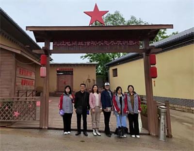 文化传承 守正创新——石家庄文化传媒学校文化艺术专业部服装专业师生研学交流活动