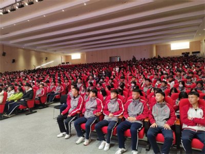 敲响反诈警钟 护航青春成长