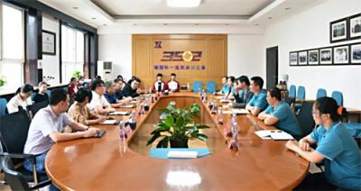 校企合作谋发展 产教融合创未来——石家庄文化传媒学校文化艺术专业部服装设计与工艺专业“2+2+2”贯通培养学生赴企业参观学习