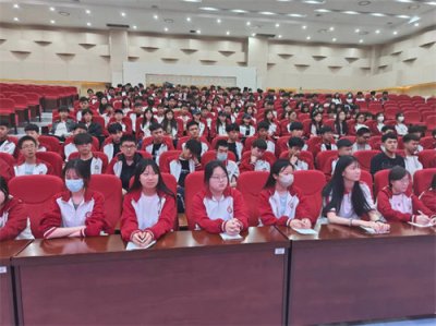 昨日辉煌，今日传承——现代服务专业部优秀学生高职单招经验分享会圆满落幕