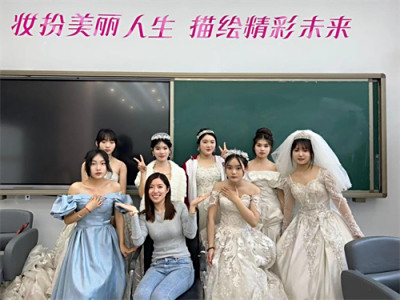 文化艺术专业部学生作品——形象设计