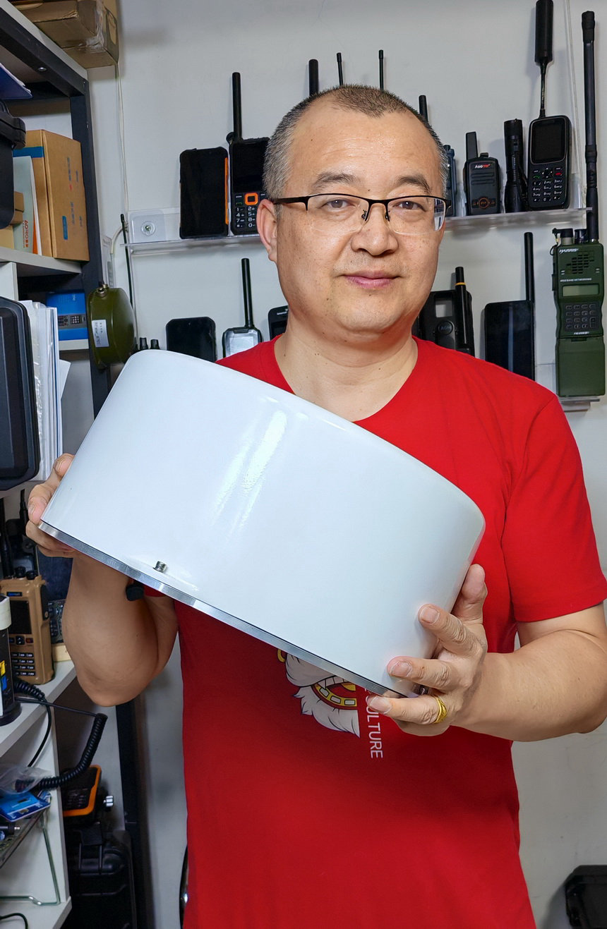 SU300H相控阵车载动中通卫星上网终端除南北极全球可用