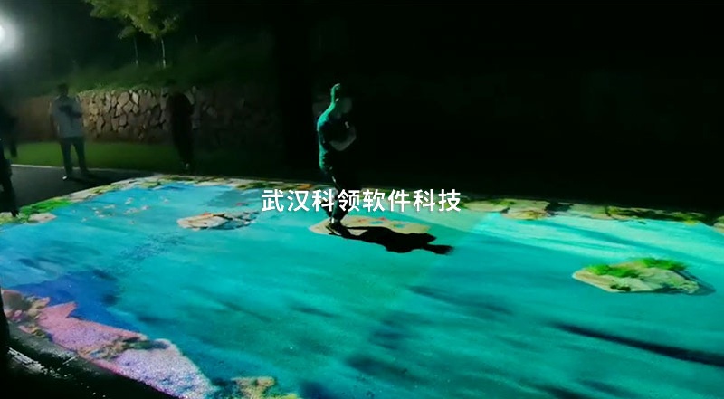 玻璃栈道-陨石塌陷