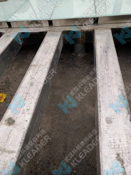 户外钢琴安装现场6