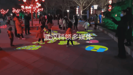 户外互动投影灯