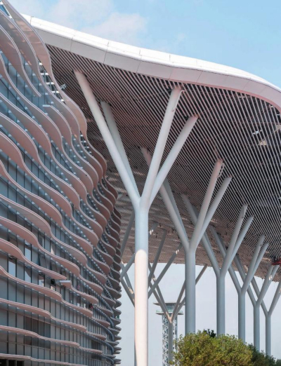 内容太多如何设计？来看「满版构图」实操演示！