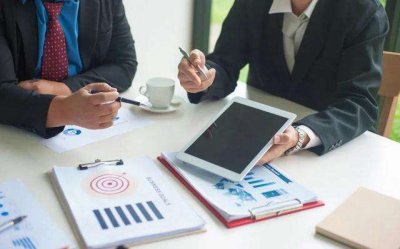 在广西，一个人能办几个营业执照？