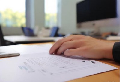 南宁化妆品店注册代办服务，快速办理营业执照，专业一站式服务