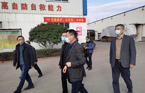 江山市代市长王光华组团服务企业