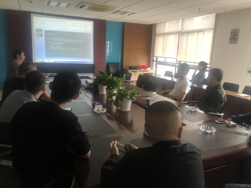 集团开展员工职业化培训