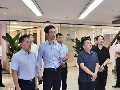 贵州省政府驻上海办事处一行莅临美象信息交流调研